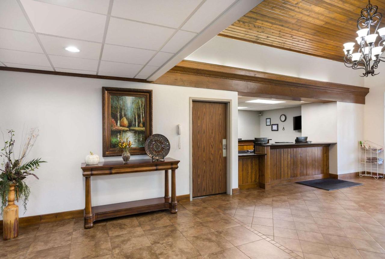 Quality Inn & Suites Monterey, Tn - Crossville, Tn ภายนอก รูปภาพ