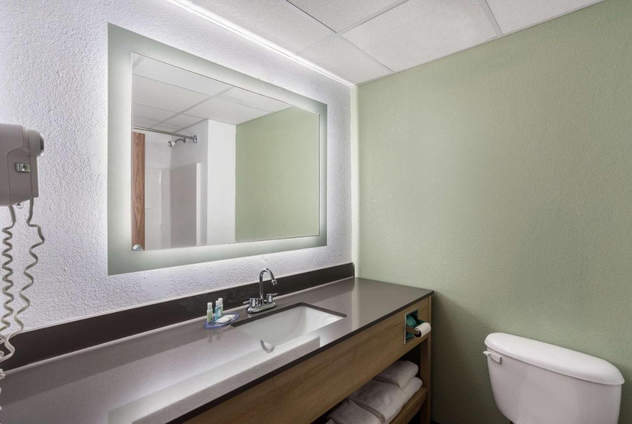 Quality Inn & Suites Monterey, Tn - Crossville, Tn ภายนอก รูปภาพ