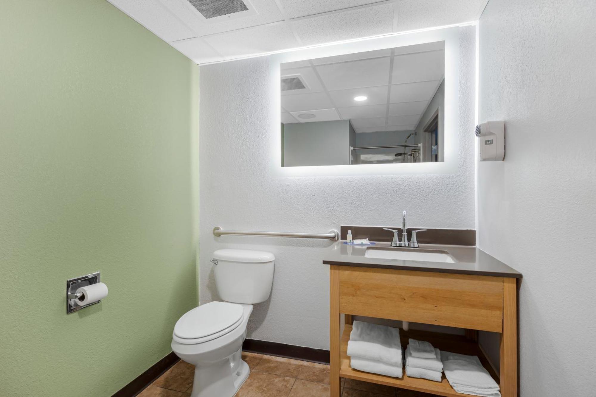Quality Inn & Suites Monterey, Tn - Crossville, Tn ภายนอก รูปภาพ