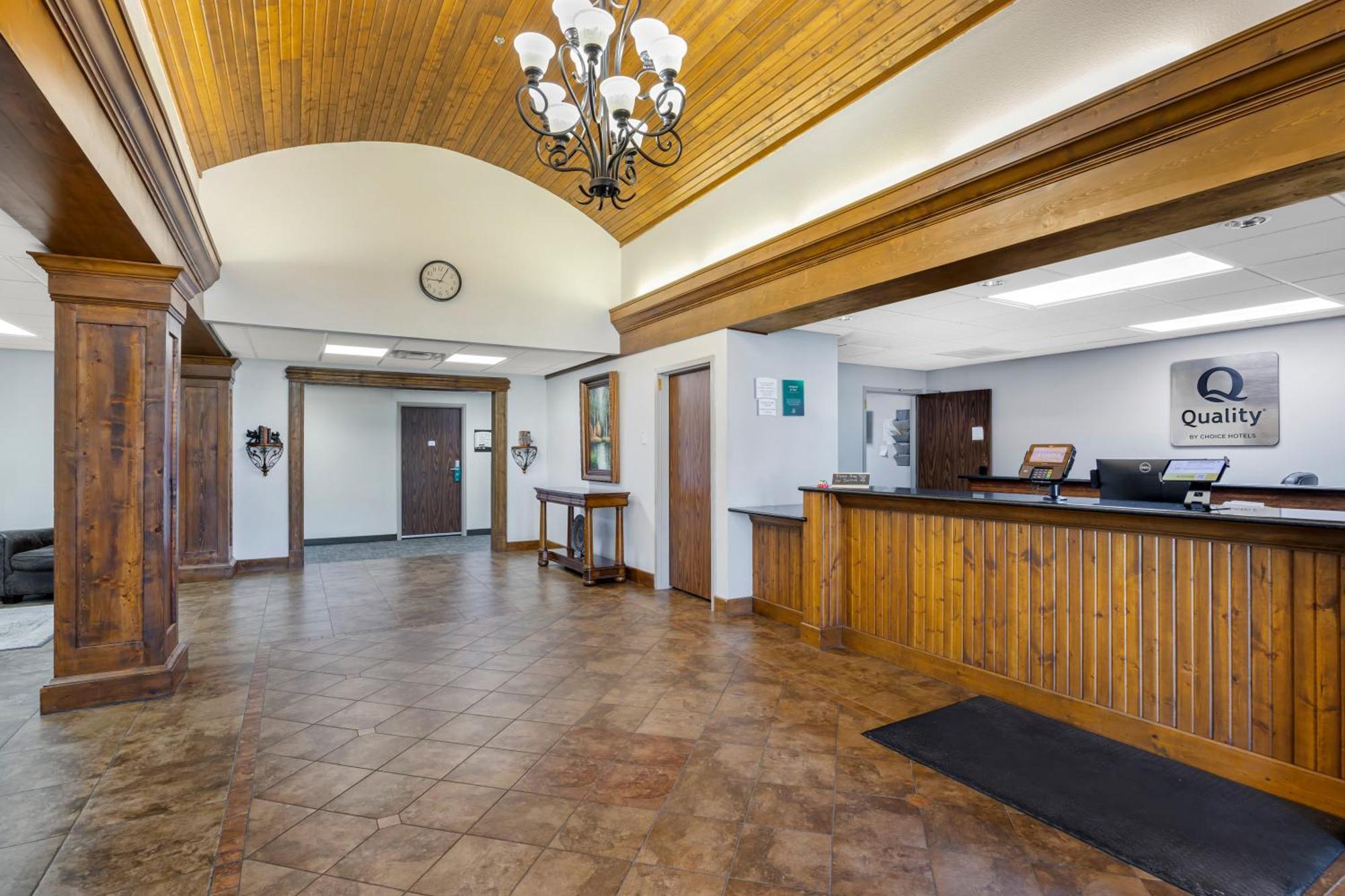 Quality Inn & Suites Monterey, Tn - Crossville, Tn ภายนอก รูปภาพ