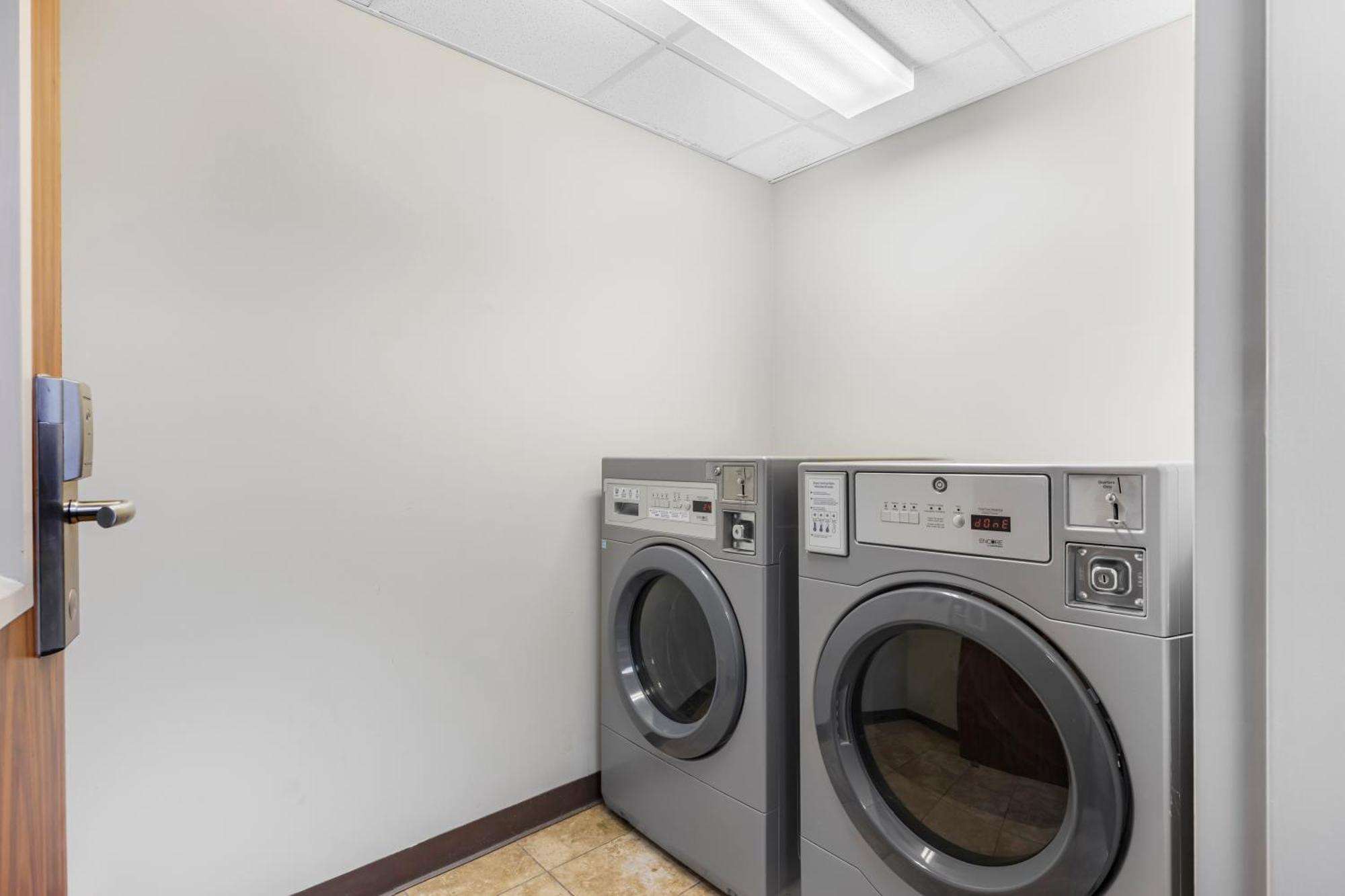 Quality Inn & Suites Monterey, Tn - Crossville, Tn ภายนอก รูปภาพ