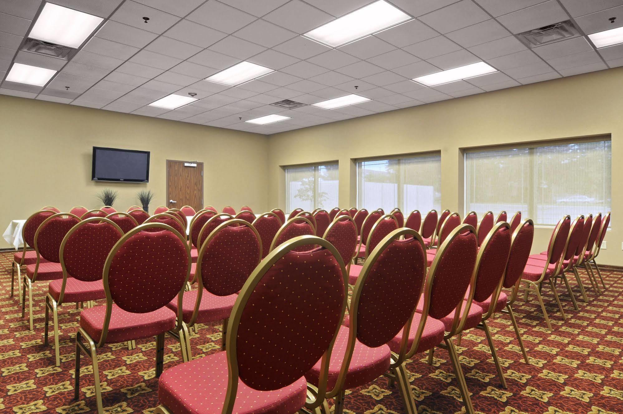 Quality Inn & Suites Monterey, Tn - Crossville, Tn ภายนอก รูปภาพ
